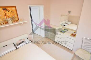 For rent - Apartment in VINS - Cherven ploshtad,  Varna