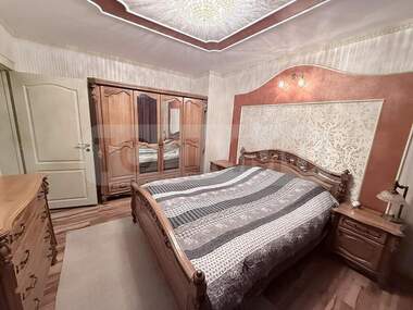 Vânzare - Apartament în Balceik,  Dobrice