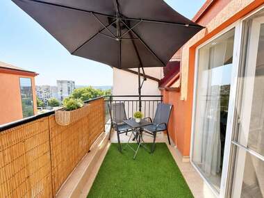 Satış - Apartman olarak Vazrajdane 1,  Varna