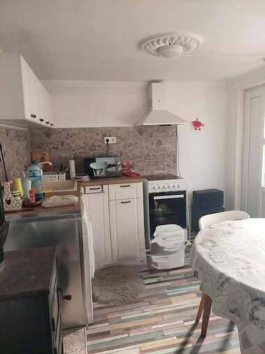 Vânzare - Etaj din casă în Kavarna,  Dobrice