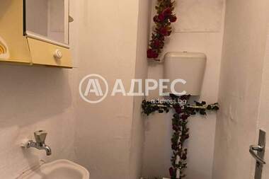 Închiriere - Apartament în Văzrajdane 1,  Varna