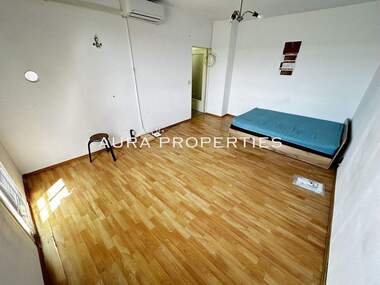 For sale - Apartment in Orel,  Razgrad
