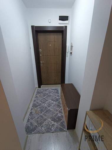 Închiriere - Apartament în Zornița,  Burgas