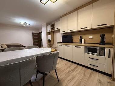 Închiriere - Apartament în Slaveîkov,  Burgas