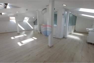 For rent - Office in Center,  Varna