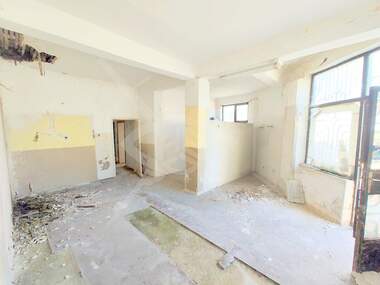 For sale - Store/Office/Storage/Beauty saloon/Venue in Markovo,  Plovdiv