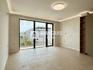 Продажба - Апартамент в Гранд Мол,  Варна