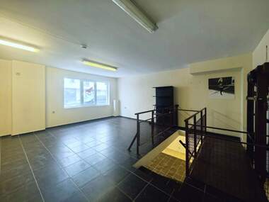 For sale - Office/Store/Beauty saloon in Ialta,  Ruse
