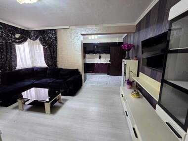 Închiriere - Apartament în Marașa,  Plovdiv