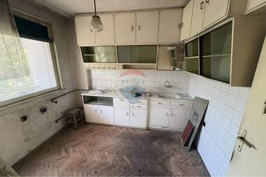 Продажба - Апартамент в Широк център,  Русе