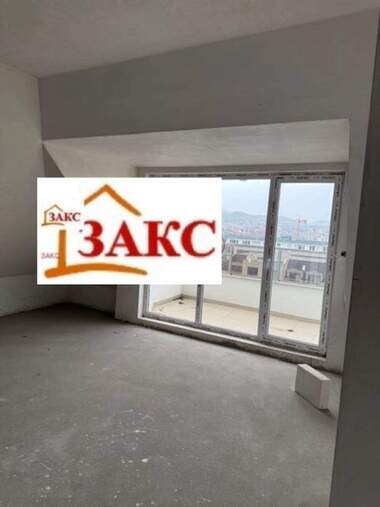 Продажба - Апартамент във Възрожденци,  Кърджали