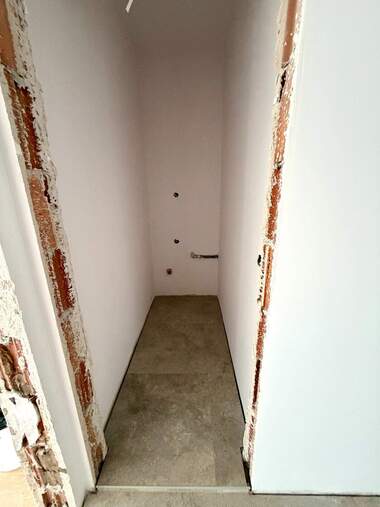 Verkauf - Wohnung in Malinowa Dolina,  Sovia