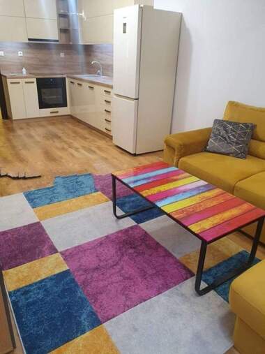 Miete - Wohnung in Mladejki halm,  Plowdiw