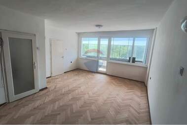 For sale - Apartment in Wider Center,  Ruse