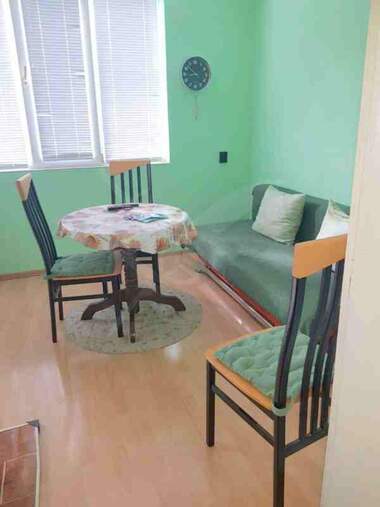 Vânzare - Apartament în Aîtos,  Burgas