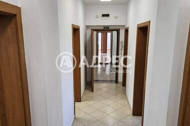 Kira - Ofis olarak Center,  Sofia