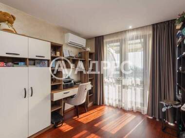 For sale - Apartment in Morska Gradina,  Varna