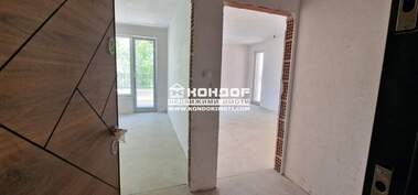 Vânzare - Apartament în Ostromila,  Plovdiv