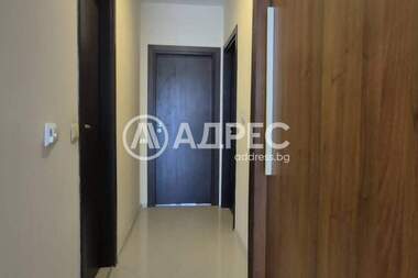 Închiriere - Apartament în Simeonovo,  Sofia