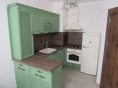 Închiriere - Apartament în Izgrev,  Burgas