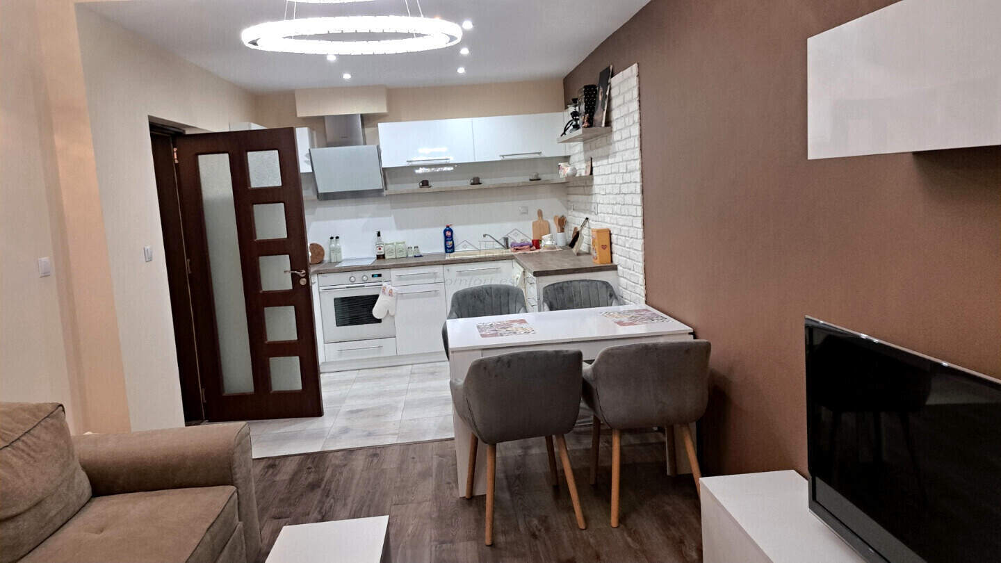 Cu trei camere Apartament în Aiazmoto, Stara Zagora – fotografia 6