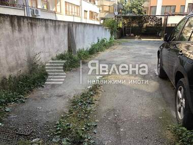 For rent - Garage in Vazrajdane,  Burgas