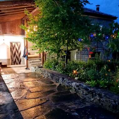 For sale - House in Sredno Gradishte,  Stara Zagora