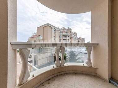 For sale - Apartment in k.k. Chayka,  Varna