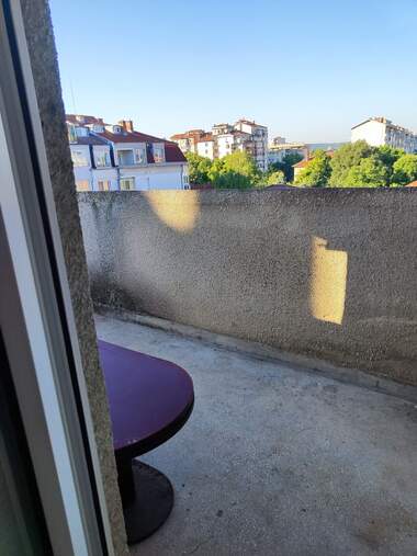 Închiriere - Apartament în Wider Center,  Pleven