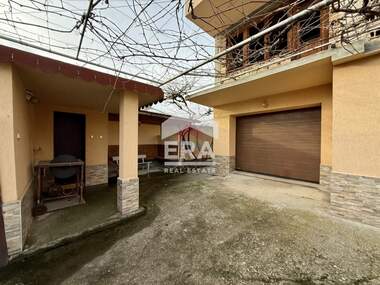 Verkauf - Etage von Haus in Parwomayzi,  Weliko Tarnowo