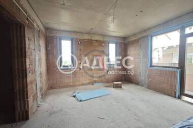 For sale - House in Prolesha,  Sofia Oblast