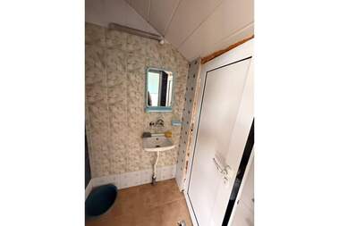 For rent - Store in Omurtag,  Targovishte