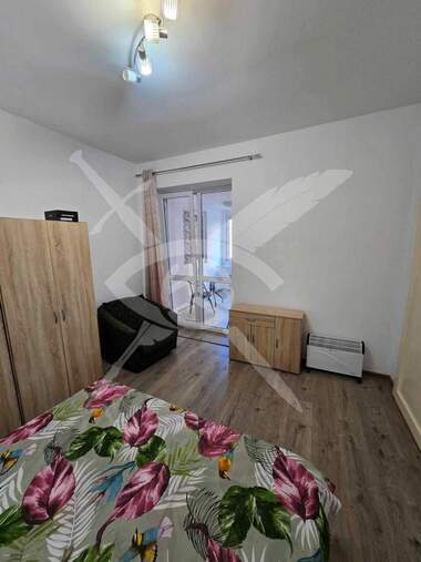 Închiriere - Apartament în Center,  Varna