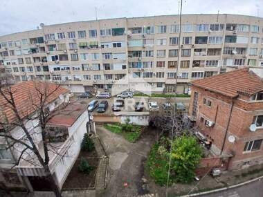 Verkauf - Wohnung in Zentar,  Iambol