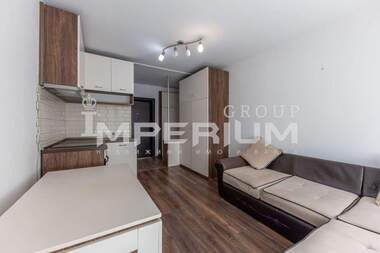 For sale - Apartment in Kolhozen pazar,  Varna