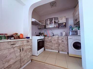 For sale - Apartment in Veliki Preslav,  Shumen