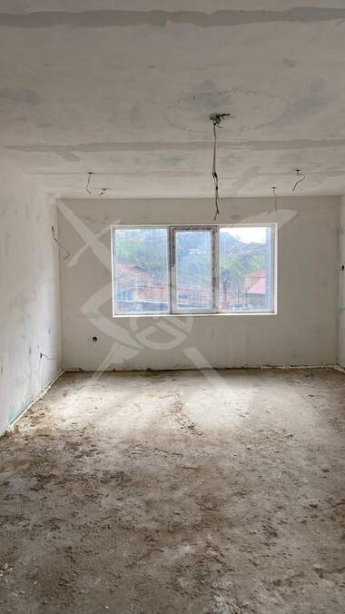 Satış - Apartman olarak Aytos,  Burgas