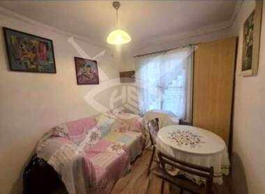 Închiriere - Etaj din casă în Center,  Plovdiv