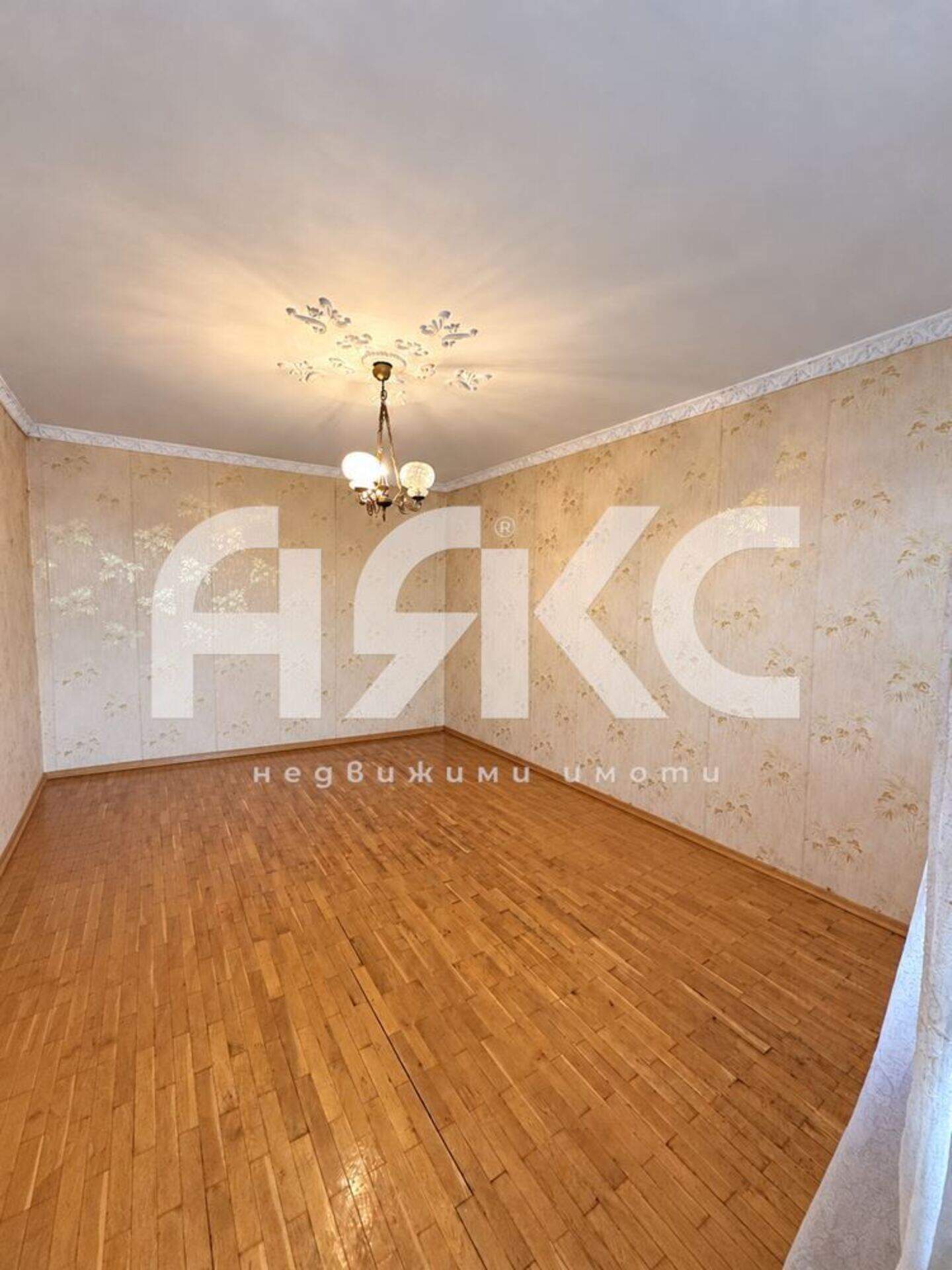 Четиристаен Апартамент в Хаджи Димитър, София – снимка 8