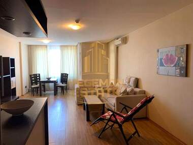 Vânzare - Apartament în Golden Sands,  Varna