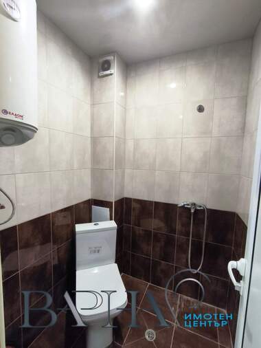 Miete - Büro/Laden/Lager/Schönheitssalon in Troschewo,  Warna