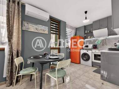 Vânzare - Apartament în Center,  Varna