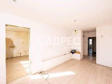 Vânzare - Apartament în Center,  Plovdiv