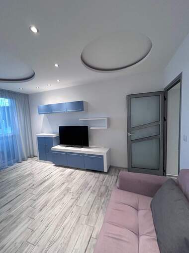 Vânzare - Apartament în Mladost 1,  Varna