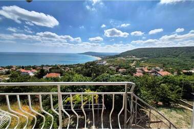 Vânzare - Casă în Albena,  Dobrice