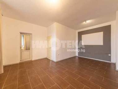 For sale - House in Zdravets,  Varna