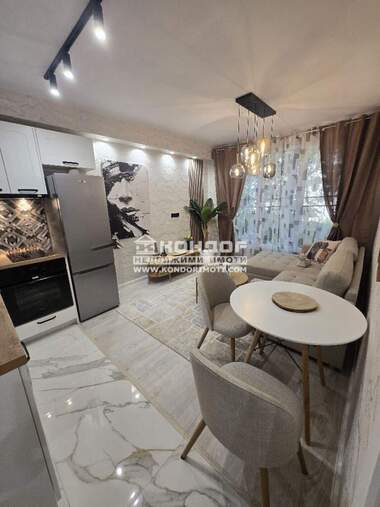 Продажба - Апартамент в Кършияка,  Пловдив