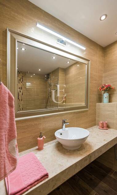 Închiriere - Apartament în Simeonovo,  Sofia
