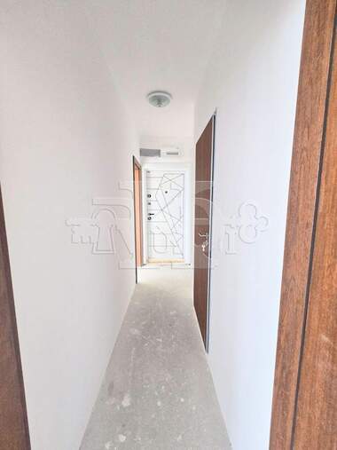 Vânzare - Apartament în Vinița,  Varna