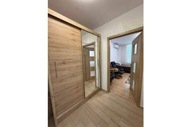 Продажба - Апартамент в Център,  Търговище